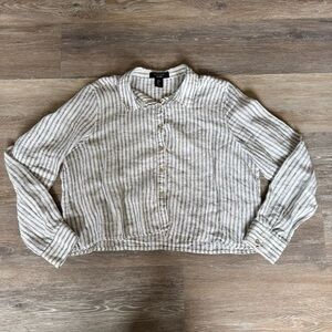 Tahari White and Gray Striped Button-Down Shirt Cropped